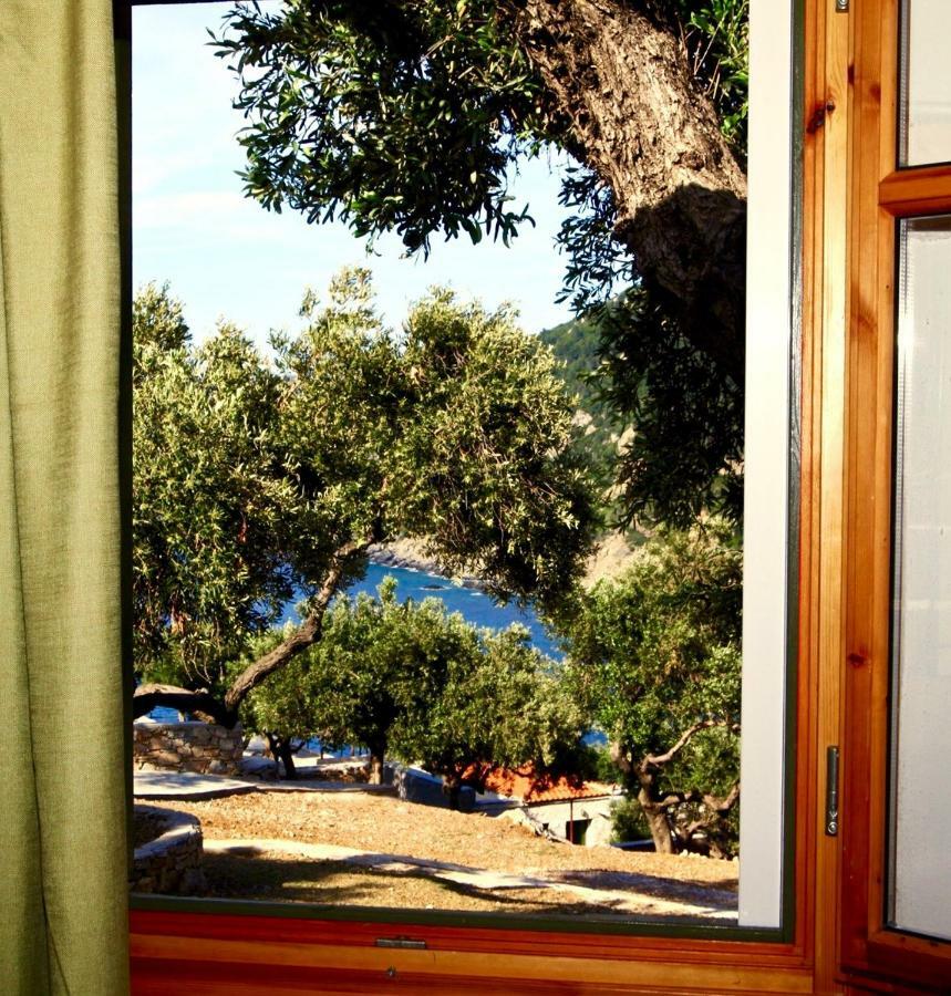 CasaMilos Stone Chalets Alónnisos Exterior foto